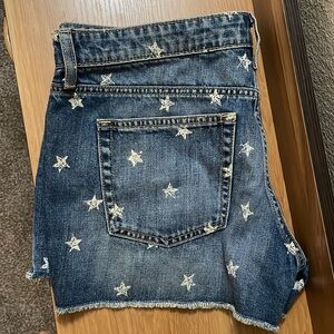 Gap shorts stars size 6/28